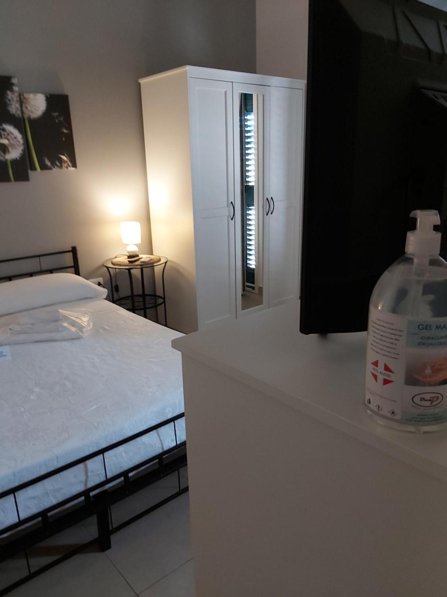 B&B Passione Del Sud Lecce Oda fotoğraf